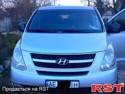 HYUNDAI H-1 купить авто