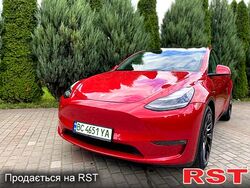 Tesla Model Y купити авто